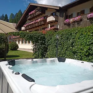 https://park-hotel-arnica.hotelinveneto.com